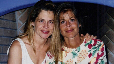 Умерла сестра-близнец звезды «Терминатор 2: Судный день» Линды Хэмилтон
